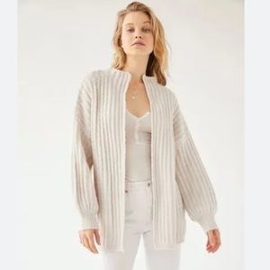 Urban Outfitters truly madly deeply Ava open front cardigan women’s medium Cream